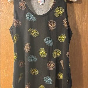 LuLaRoe Gray Tank with Skull Design